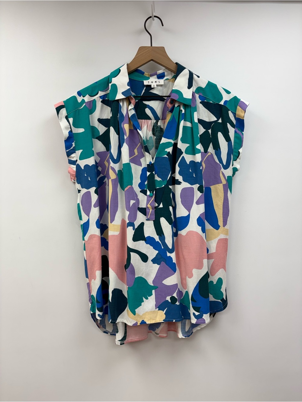 THML Geometric Abstract Collared Split V-Neck Cap Sleeve Blouse Teal Small